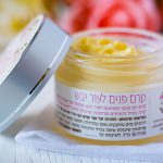 קרם פנים טבעי לעור יבש